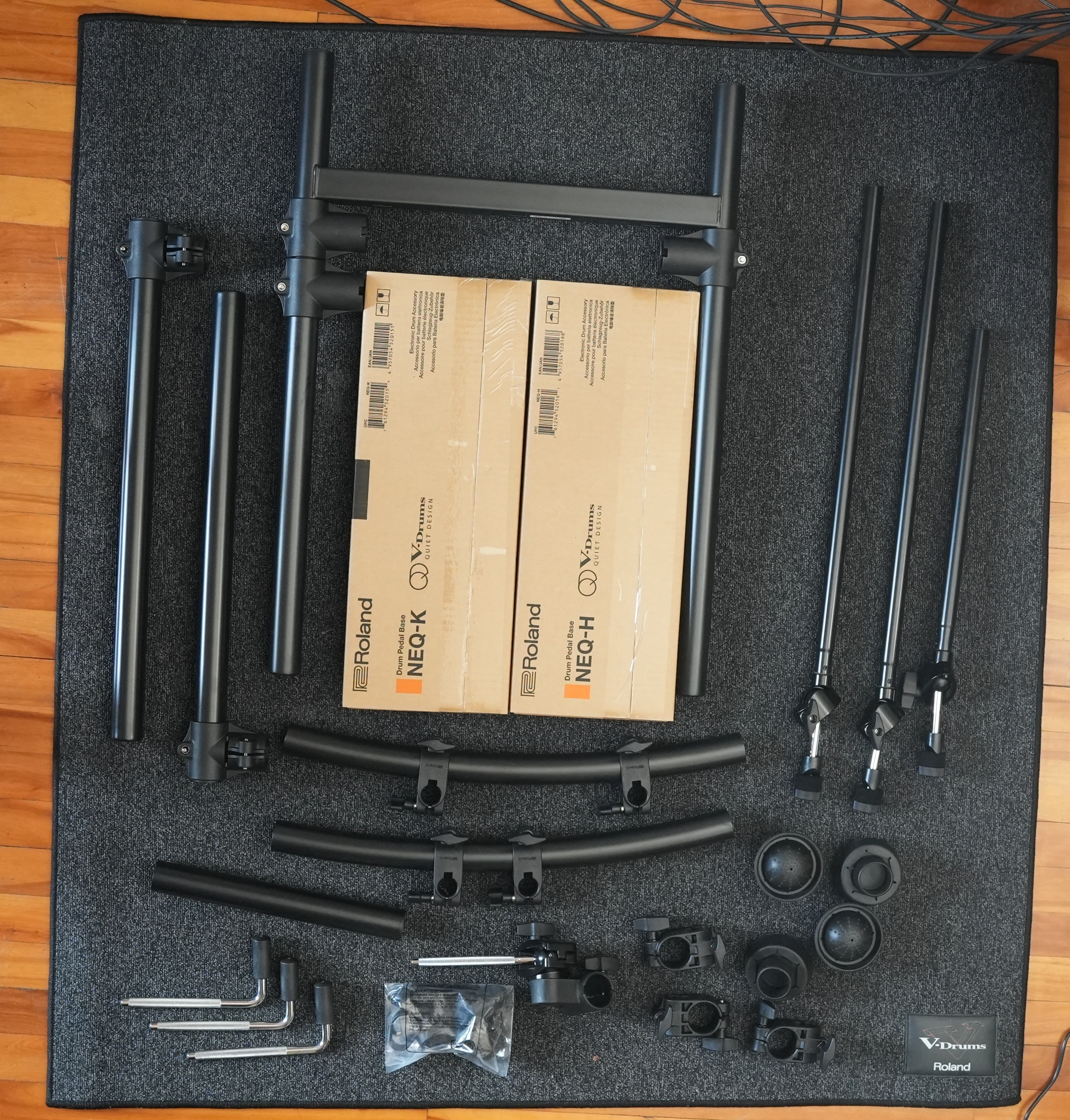 Contents of the VQD-106-2 box, spread out on the TDM-10 drum mat